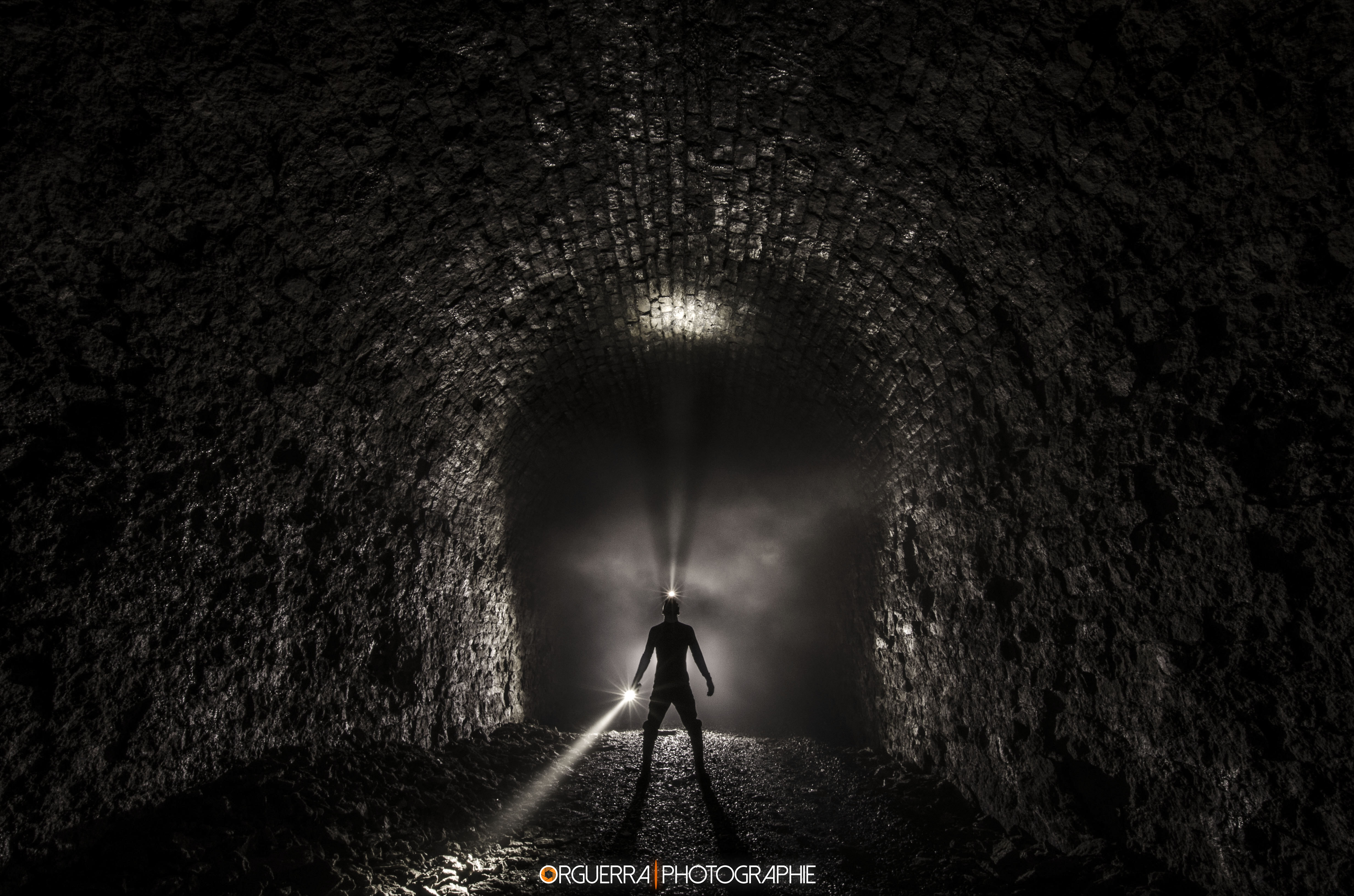 Photographie souterraine — éclairage Led Lenser