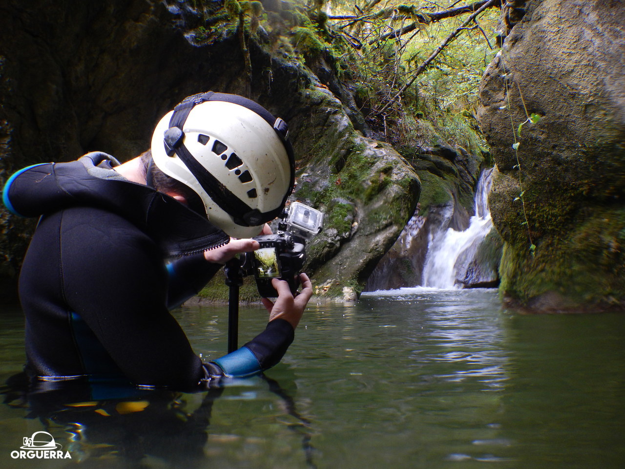 Photographie — Une nuit sous terre, Doubs