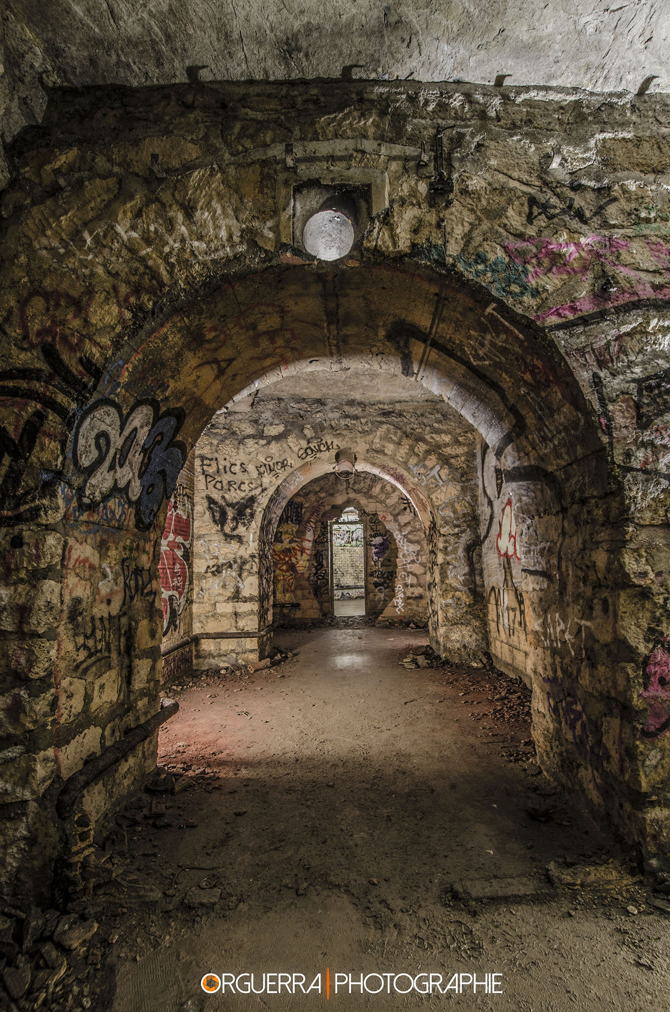 Photographie — catacombes de Paris