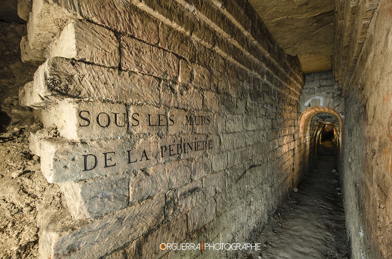 Photographie — catacombes de Paris