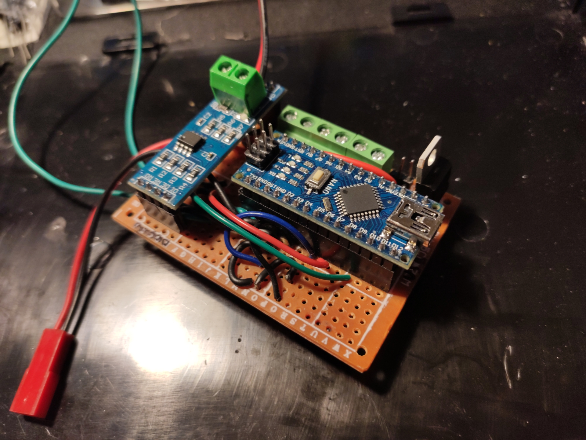 Prototype récepteur DMX sur breadboard